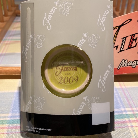 Fiestaware 2009 lemongrass ornament. New in package. Perfect condition - Picture 2 of 4